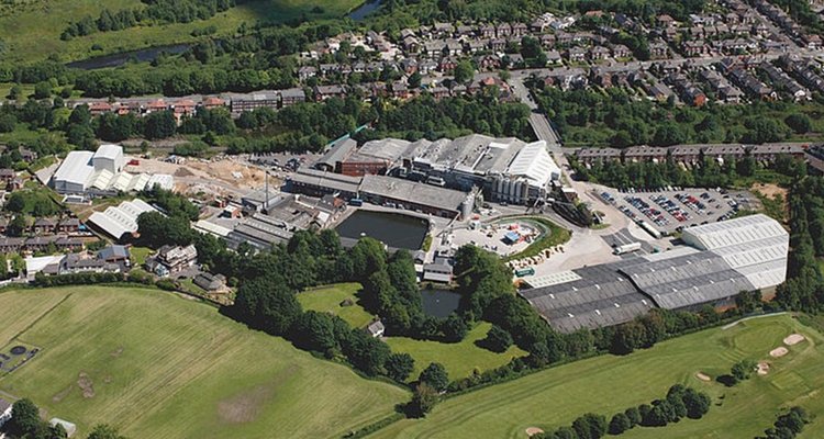 POLYFLOR, Whitefield, UK Production of homogeneous floor coverings