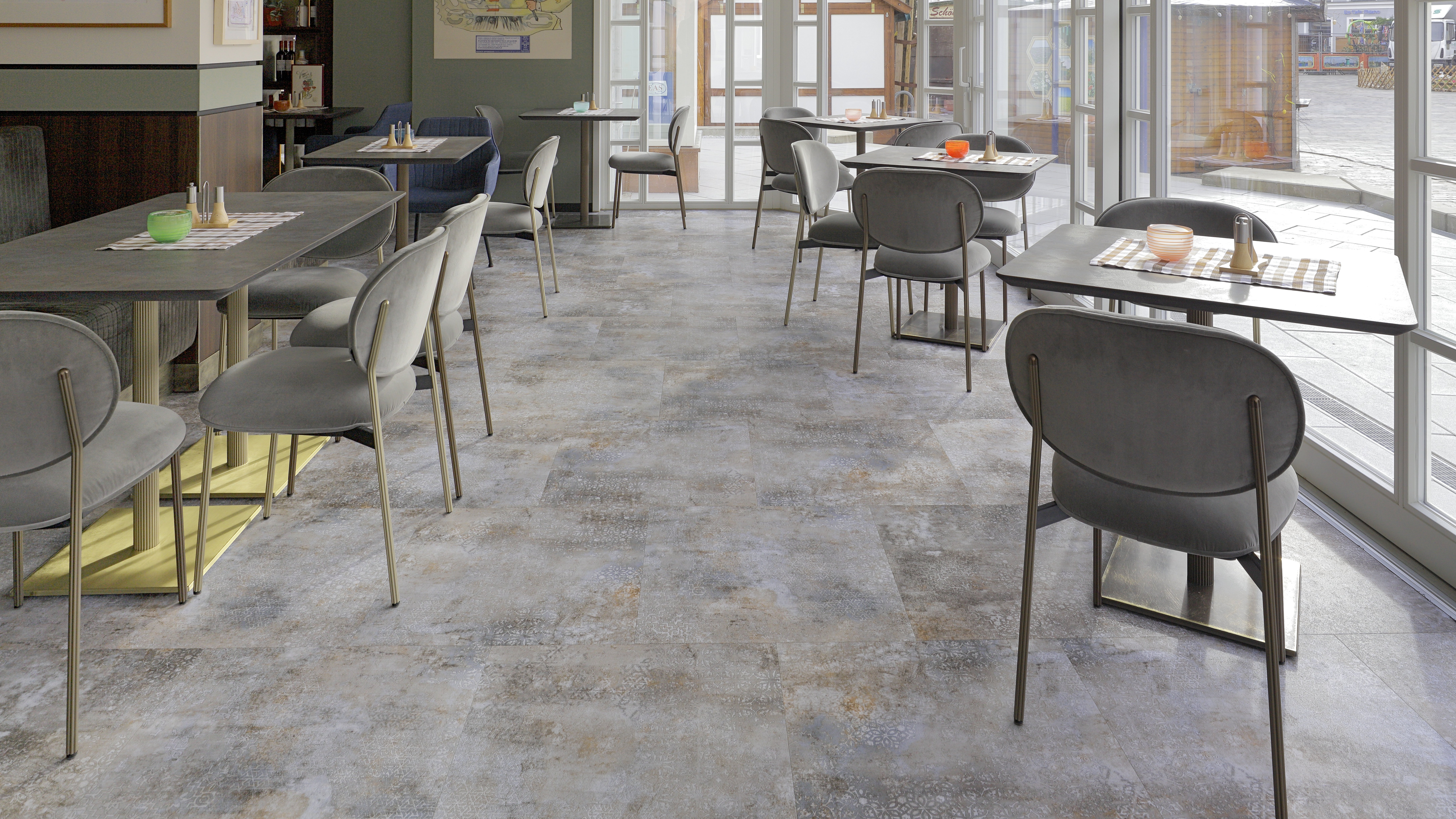 Designbodenbelag in der Gastronomie – Praxisbeispiel Plaza Ristorante