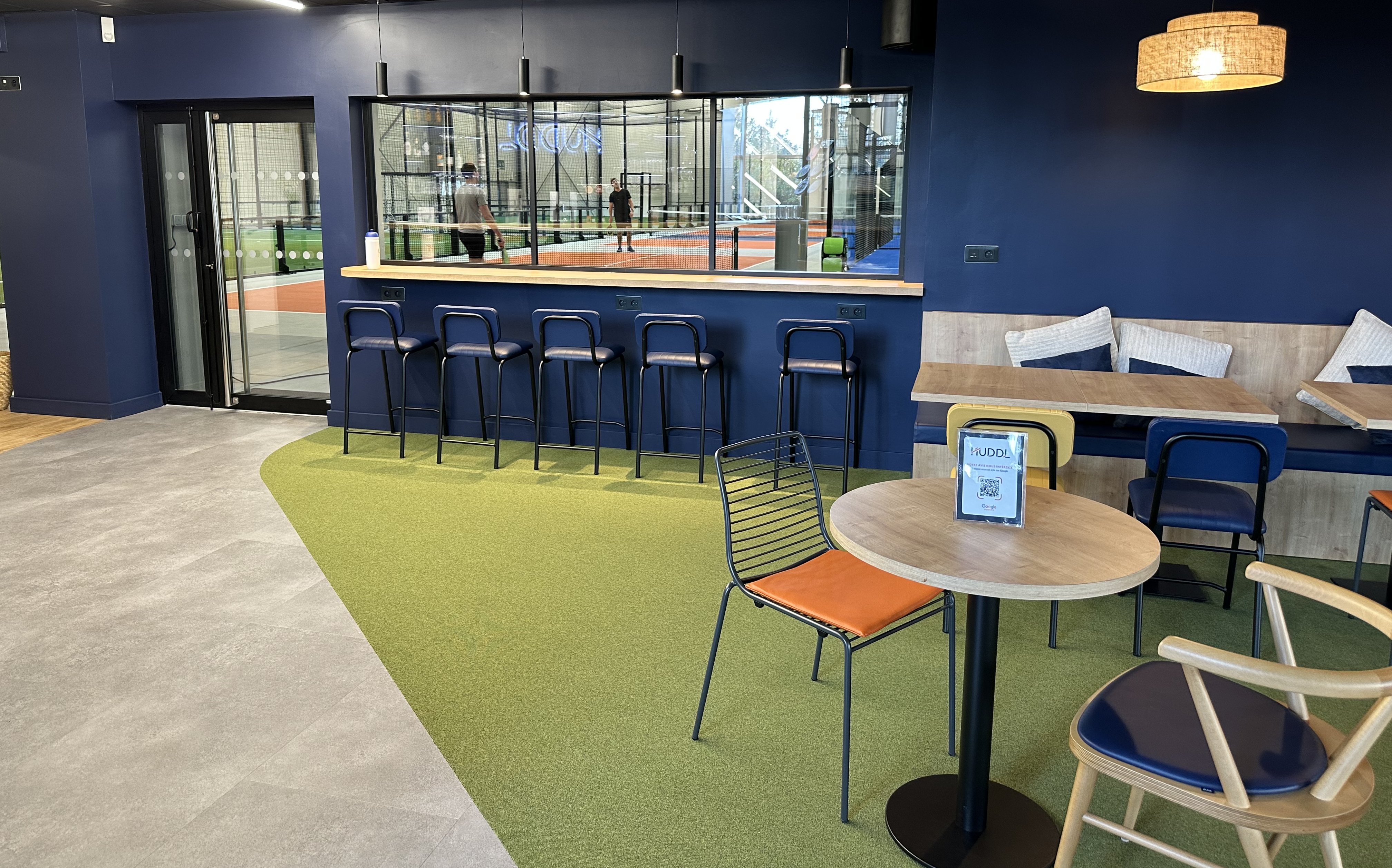 Designbodenbeläge für Multisportanlage